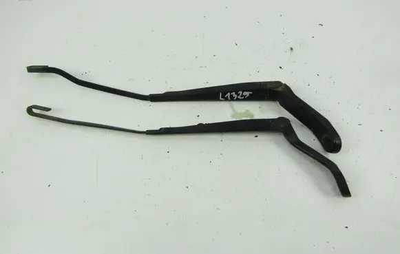 Seat Alhambra (Mk1) Front wiper blade arm 