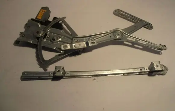 Opel Astra G Front door electric window regulator 