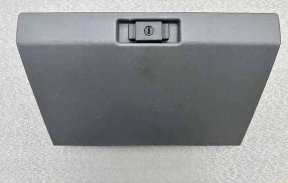 Nissan Terrano Glove box 6850055G00 6863051S03