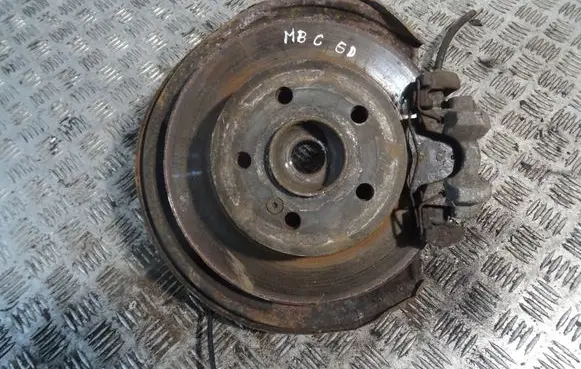 Mercedes-Benz C W204 Rear wheel hub