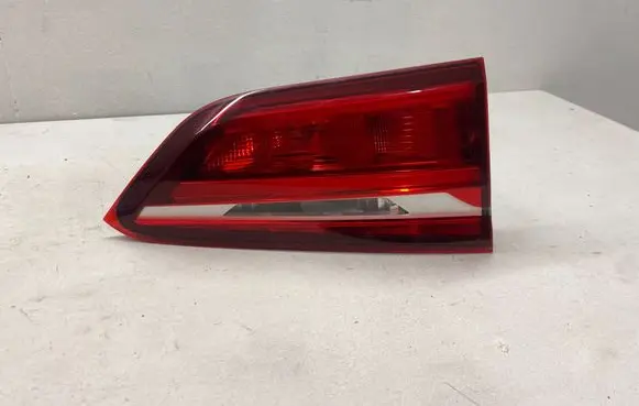BMW X1 F48 F49 Tailgate rear/tail lights 7350697 23022017 F03579000F