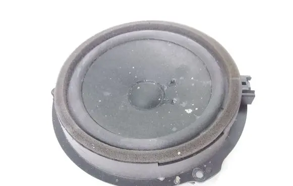 Ford Focus Front door speaker AA6T18808AA