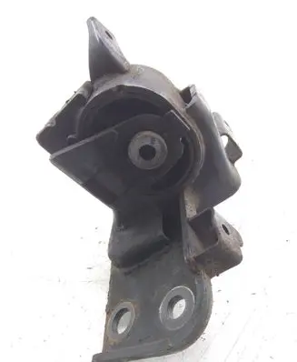 Toyota Avensis T270 Engine mount bracket