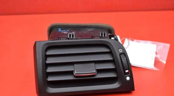Dashboard side air vent grill/cover trim