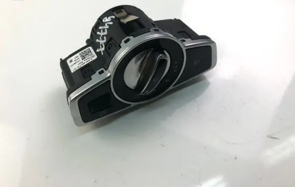 Mercedes-Benz GLC X253 C253 Light switch A2059057007