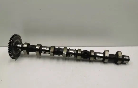 Mercedes-Benz C W204 Camshaft A6110502001 6110502001