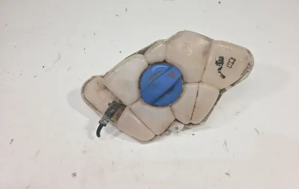 Audi A8 S8 D3 4E Coolant expansion tank/reservoir 4E0121403