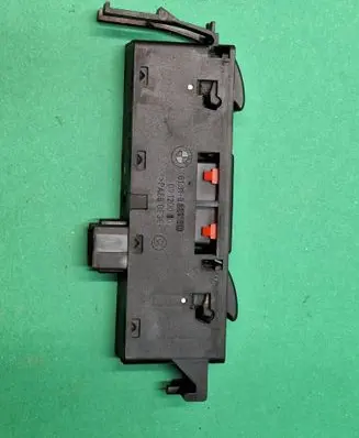 BMW 3 E46 Electric window control switch 61318381518