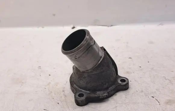 Toyota Avensis T250 Thermostat housing 1632126010