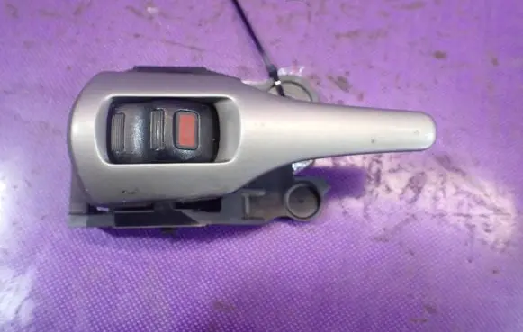 Toyota Auris 150 Front door interior handle 62318A2