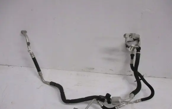 Jeep Compass Air conditioning (A/C) pipe/hose P68302469AB
