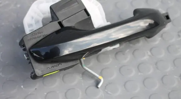 KIA Ceed Rear door handle trim KLAMKA-PRAWY-TYL KLAMKA-ZEWNETRZNA KLAMKA-CEED-1K
