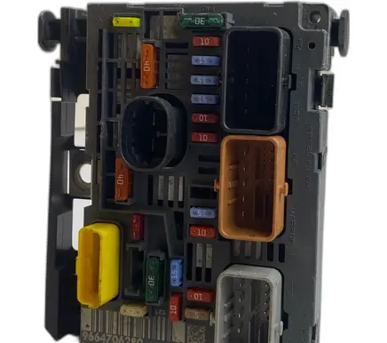 Citroen Berlingo Fuse box set 9664706280 R05