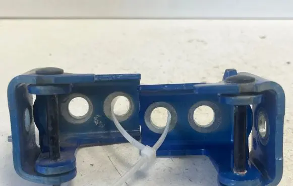 Front door hinge set