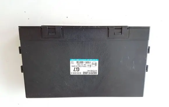 Subaru Forester SJ Comfort/convenience module 88281FJ860 116RI000730 X1T24674H
