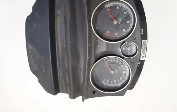 Opel Zafira B Speedometer (instrument cluster) A2C53085860 A2053154392-2