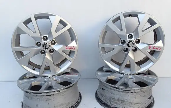 Skoda Octavia Mk3 (5E) Original wheel cap 