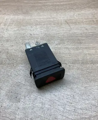 Volkswagen Golf IV Hazard light switch 1J0953235J 1J0953235H