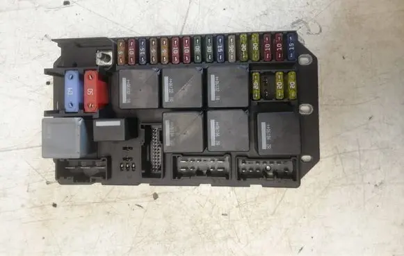 Land Rover Range Rover L322 Fuse box set 060327081417 YQE500340 518957006