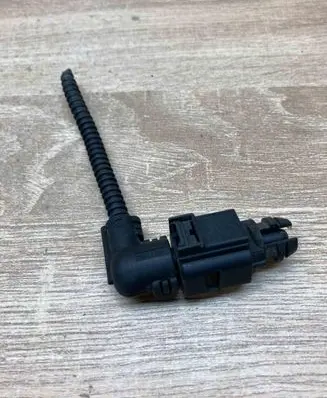 Audi A4 S4 B8 8K Outside/external air temperature sensor 8K0973702 1670583