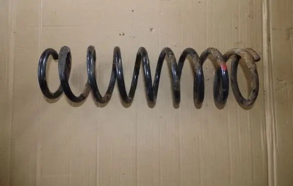Mitsubishi Lancer Rear coil spring