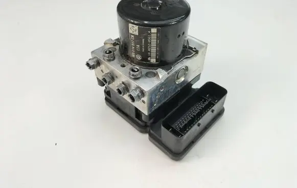 Seat Altea XL ABS Pump 1K0907379AT 1K0614517CB