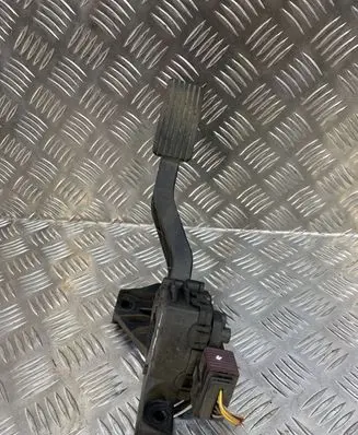 Mitsubishi Colt CZ3 Accelerator throttle pedal A4543000304