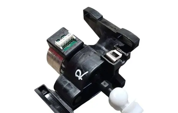 Headlight level adjustment motor