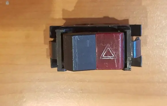 Volkswagen Golf I Hazard light switch 171953235