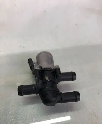 Volvo XC60 Coolant heater control valve 31461924