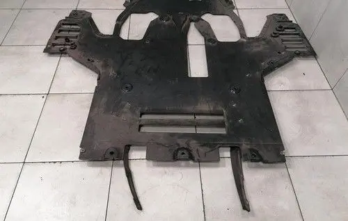 Ferrari F12 Berlinetta Gearbox bottom protection 88080100