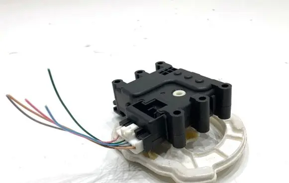 Mazda 3 II Air flap motor/actuator 