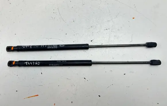 KIA Soul Tailgate/trunk strut/damper 817802K000