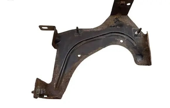 Other engine bay part