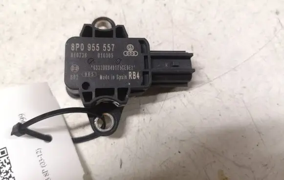 Audi A3 S3 8P Airbag deployment crash/impact sensor 8P0955557 010736 010305