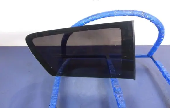 Toyota Corolla E120 E130 Rear side window