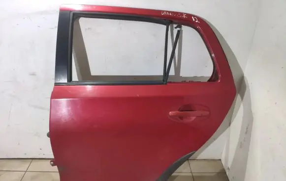 Toyota Urban Cruiser (XP110) Rear door