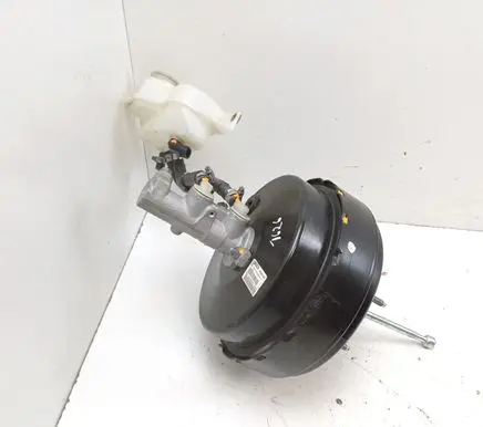 Maserati Quattroporte Brake booster 0204051009
