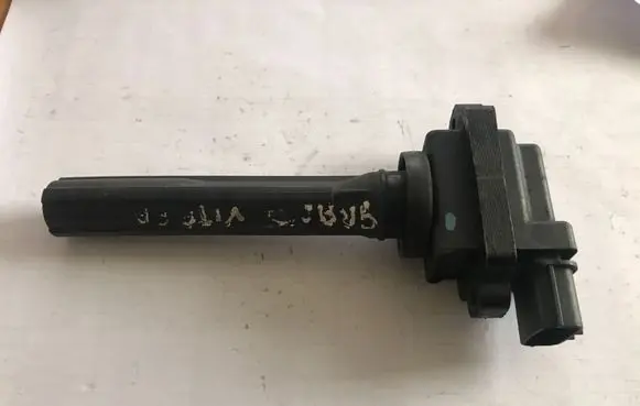 Suzuki Grand Vitara I High voltage ignition coil 3341077E2