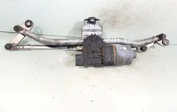 Seat Ibiza III (6L) Front wiper linkage and motor 0390241526 6Q2955119A 6L1955601