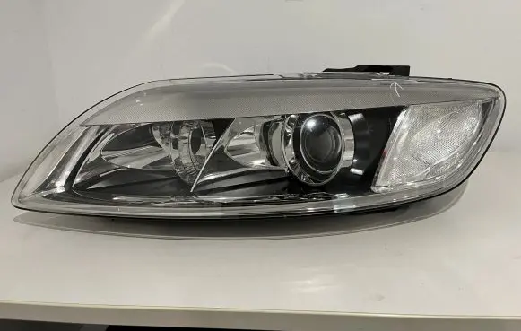 Audi Q7 4L Headlight/headlamp 4L0941003A