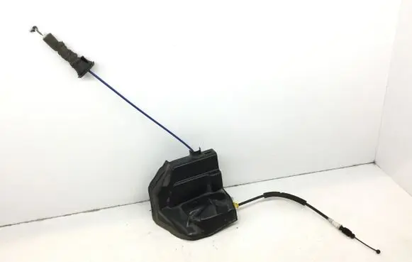 Audi A8 S8 D4 4H Rear door lock 8K0839016C