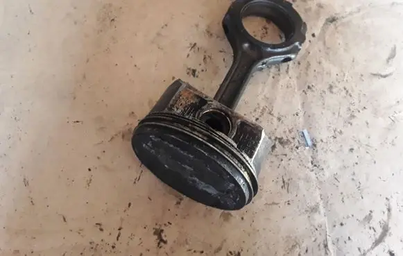 Nissan Murano Z50 Piston with connecting rod NOCODE
