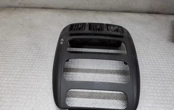 Chrysler Voyager Climate control/heater control trim 05009180AA