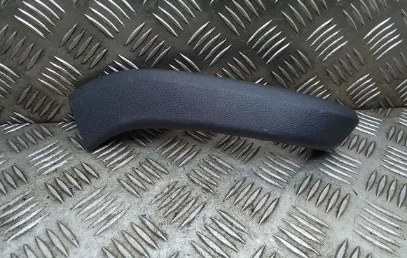 Skoda Yeti (5L) Other front door trim element 5L0867198