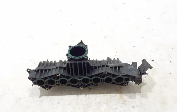 Volvo S60 Intake manifold 31441970