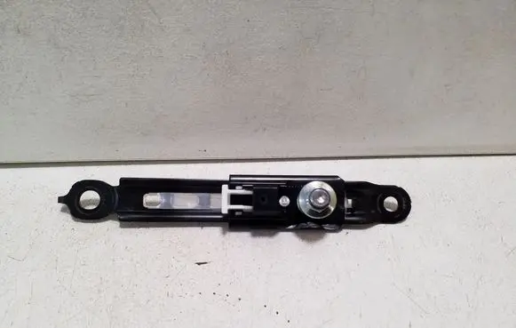 Toyota C-HR II Seat belt adjustment rail E563003