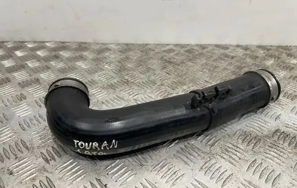 Volkswagen Touran II Intercooler hose/pipe