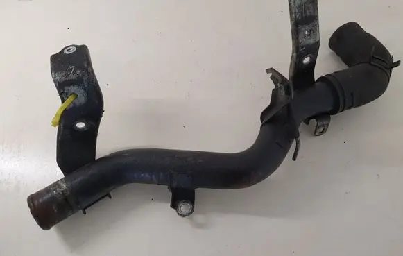 Lexus IS 220D-250-350 Engine coolant pipe/hose