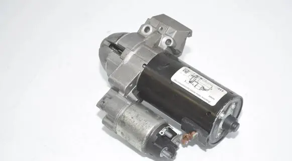 BMW 6 F06 Gran coupe Starter motor 8515900 12418515900 8581098